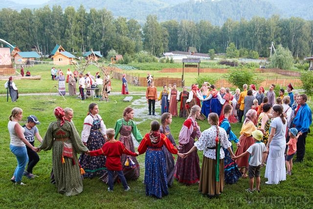 второй фестиваль Алтайские плетенки_Валерий Карпов.jpg