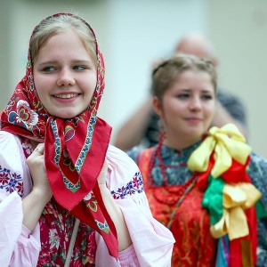 Три тысячи гостей побывали на «Бирюзовой Катуни» в День России: праздничный фоторепортаж