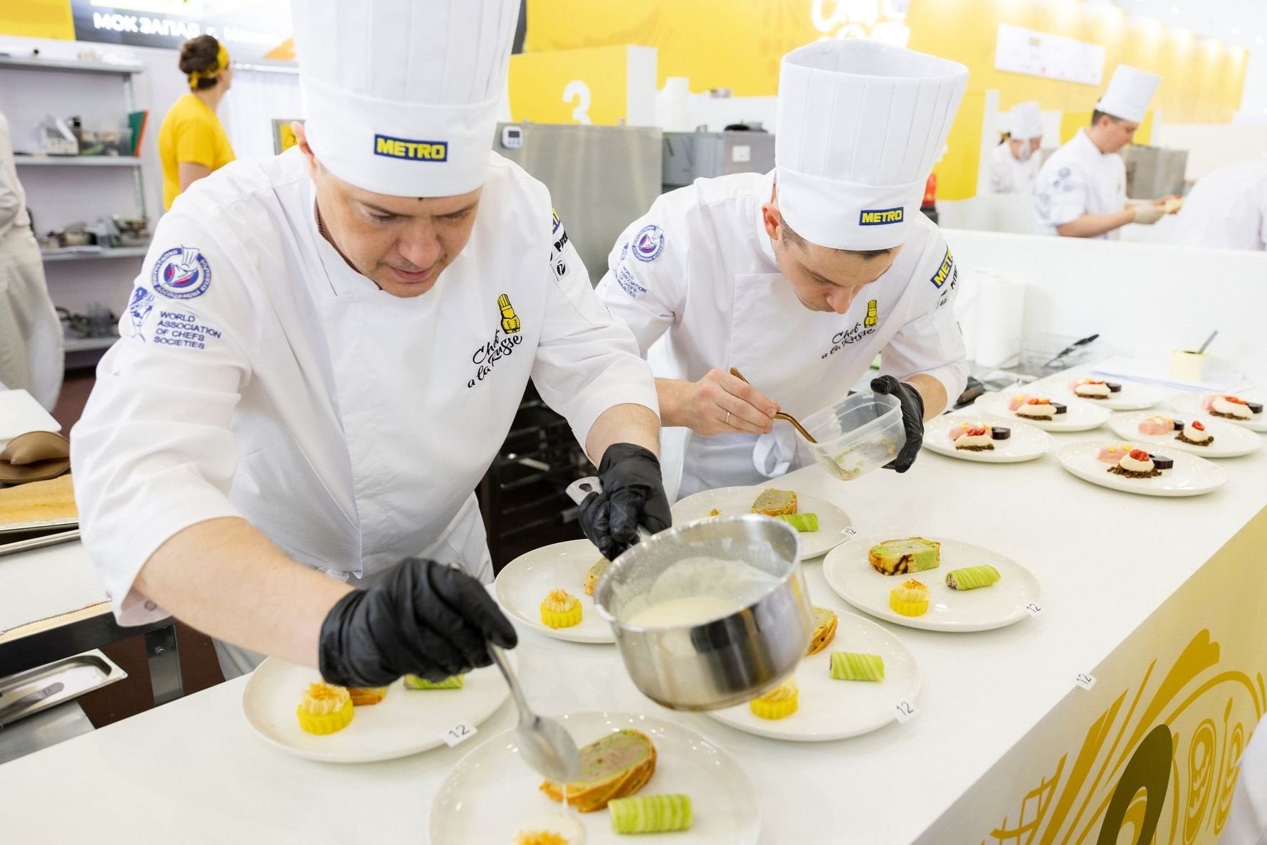 команда Алтайского края на чемпионате Шеф а ля рюс_chefalarusseru.jpg команда Алтайского края на чемпионате Шеф а ля рюс_chefalarusseru.jpg