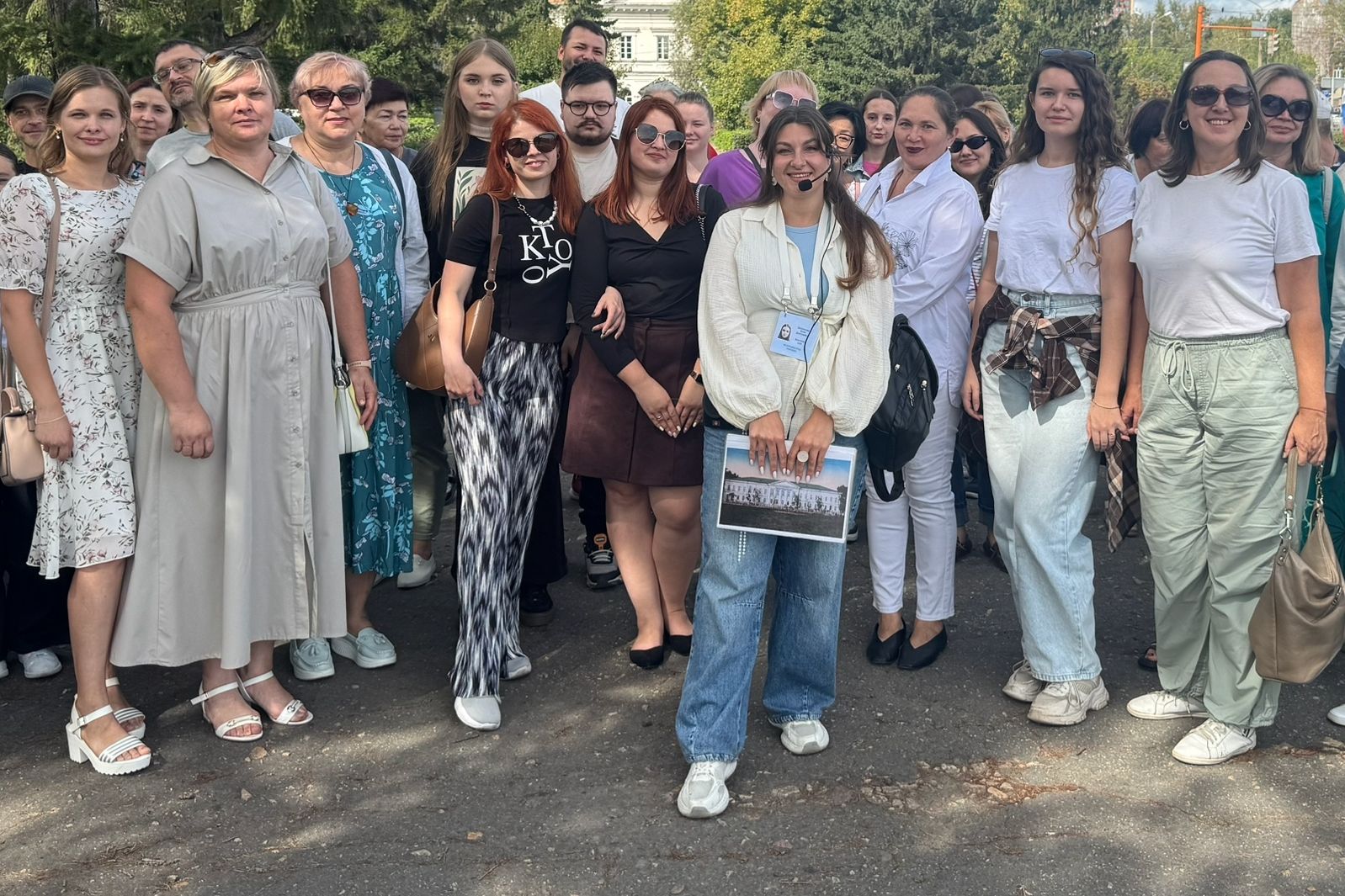 группа экскурсовода Юлии Дворниковой_julia_dvornikova.jpg группа экскурсовода Юлии Дворниковой_julia_dvornikova.jpg