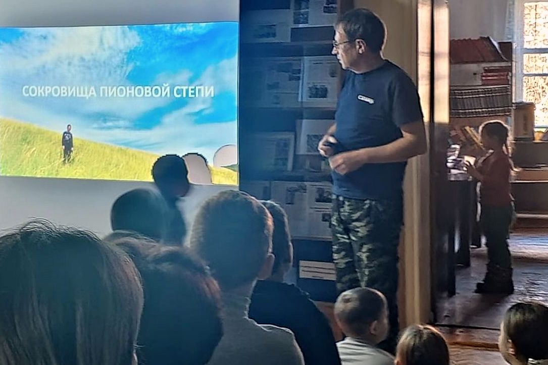 показ фильма Сокровища природы Кытмановского района_family_club_22.jpg показ фильма Сокровища природы Кытмановского района_family_club_22.jpg