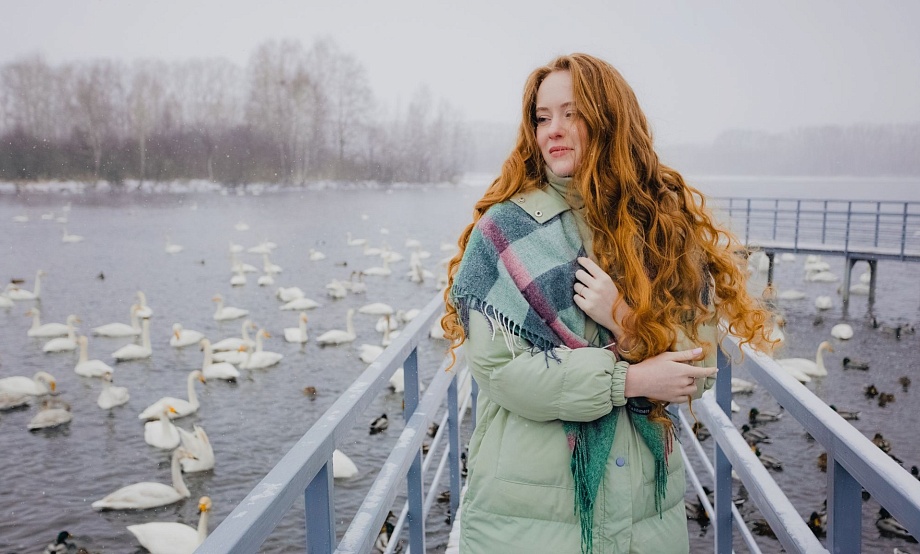 Зима заканчивается, а зимовка лебедей в Алтайском крае – нет: птицы останутся в поле зрения туристов до середины-конца марта